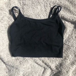 Black built in bra crop yoga tank top M